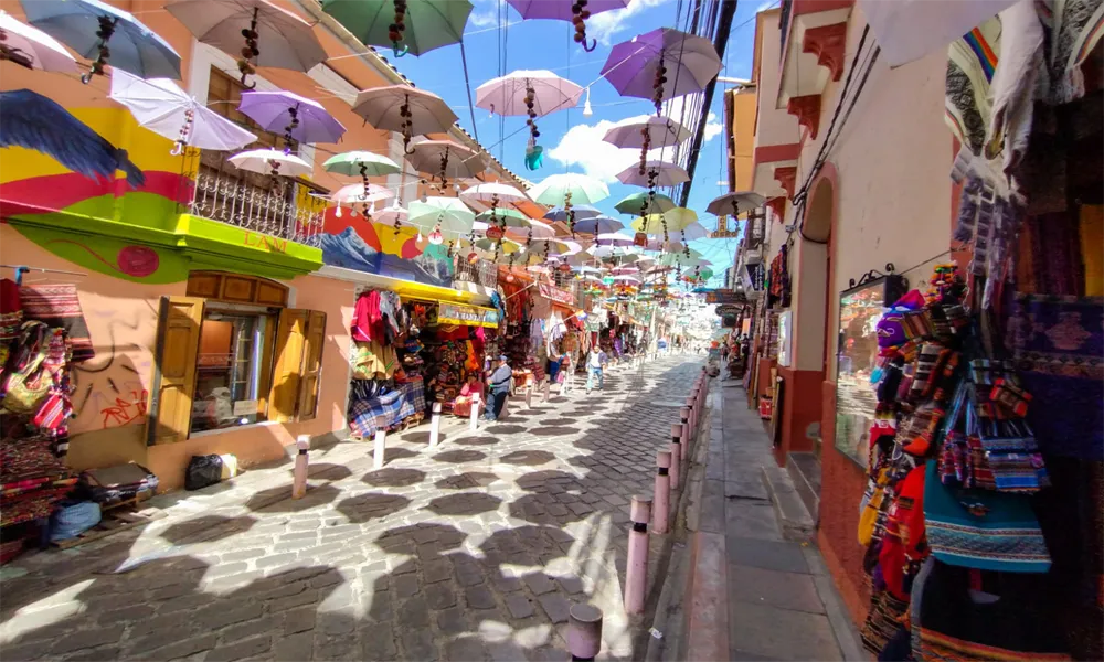 O Mercado das Bruxas: Uma Jornada Mística