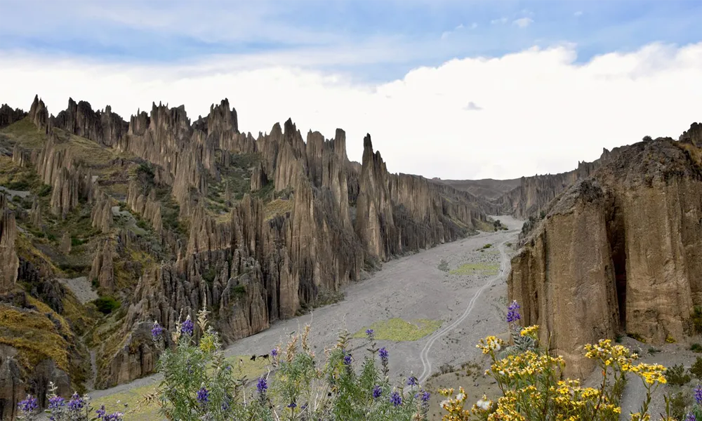 Valle de las Ánimas: El Paisaje Místico