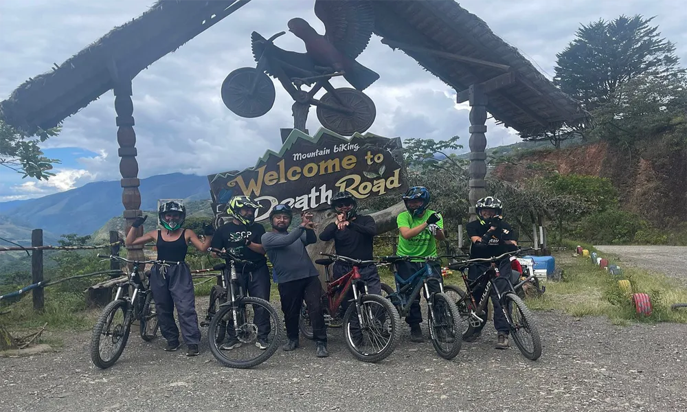 La Paz | Death Route by Bicycle