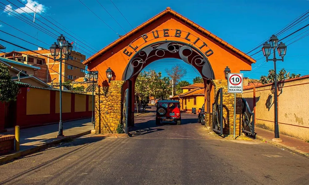 El Pueblito: Tradition and Culture