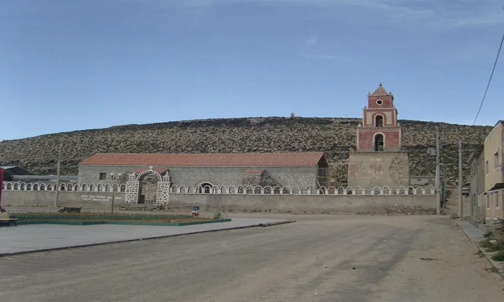 Pampa Aullagas: History and Landscape