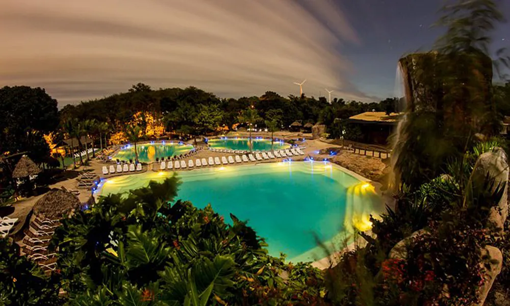 Güembé Mariposario, Resort: Naturaleza y Descanso
